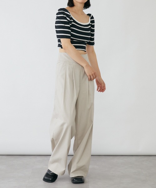 mebole(メボレ)の「パフスリーブクロップド丈ボーダートップス(Tシャツ/カットソー・レディース・ブラック/ホワイト・FREE)」の14枚目の写真