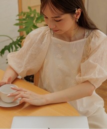 flower | エンブロイダリーパフトップ(シャツ/ブラウス)