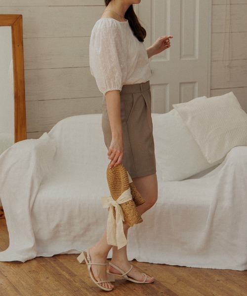 flower（フラワー）の「エンブロイダリーパフトップ（シャツ/ブラウス・レディース・ホワイト/オレンジ・FREE）」の6枚目の写真