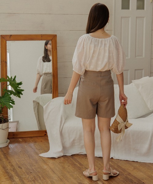 flower（フラワー）の「エンブロイダリーパフトップ（シャツ/ブラウス・レディース・ホワイト/オレンジ・FREE）」の7枚目の写真