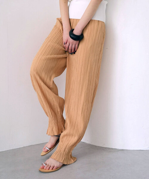 SLOBE citron.(スローブシトロン)の「SLOBE citron. フリルジョガーパンツ(その他パンツ・レディース・ブラック/オレンジ・FREE)」の1枚目の写真