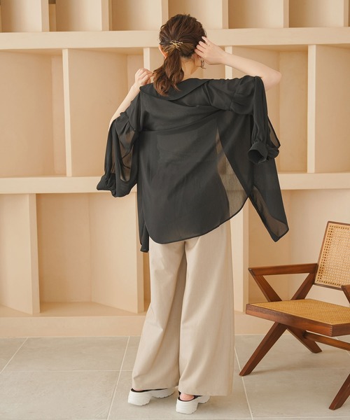 moulis'（ムーリス）の「スリットスリーブオーバーシアーシャツ（シャツ/ブラウス・レディース・ベージュ/ブラック/ベビーピンク/ブルー・MEDIUM/LARGE）」の11枚目の写真