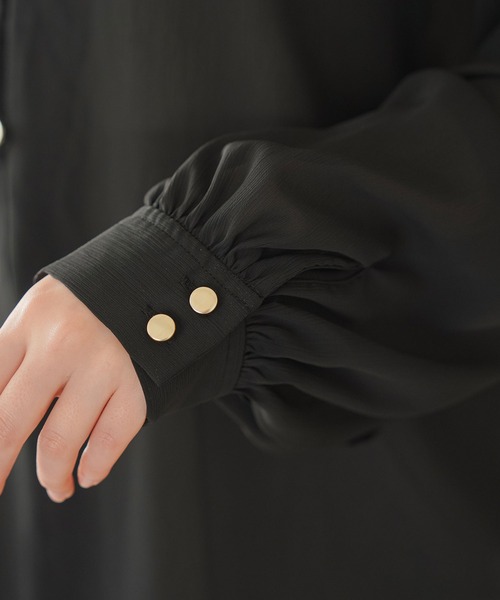 moulis'（ムーリス）の「スリットスリーブオーバーシアーシャツ（シャツ/ブラウス・レディース・ベージュ/ブラック/ベビーピンク/ブルー・MEDIUM/LARGE）」の16枚目の写真