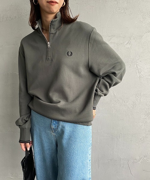 FRED PERRY（フレッドペリー）の「[FRED PERRY/フレッドペリー] ワンポイントロゴ刺繍 ハーフジップスウェット（スウェット・レディース・ライトグレー/ネイビー系/ブルー/オリーブ/グレー/ネイビー/ブラック・S/M/L/XL）」の20枚目の写真