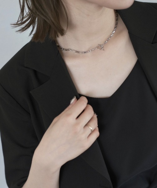 Reurie'（レウリィ）の「スクエアチェーンネックレス / チョーカー シルバー ゴールド マンテル（ネックレス・レディース・シルバー/ゴールド・FREE）」の7枚目の写真