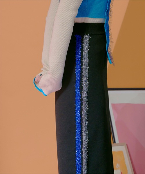 miette(ミエット)の「キラキラサイドラインニットスカート(スカート・レディース・グレー/ブラック・FREE)」の9枚目の写真