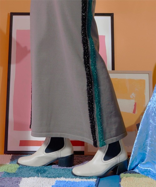 miette(ミエット)の「キラキラサイドラインニットスカート(スカート・レディース・グレー/ブラック・FREE)」の13枚目の写真