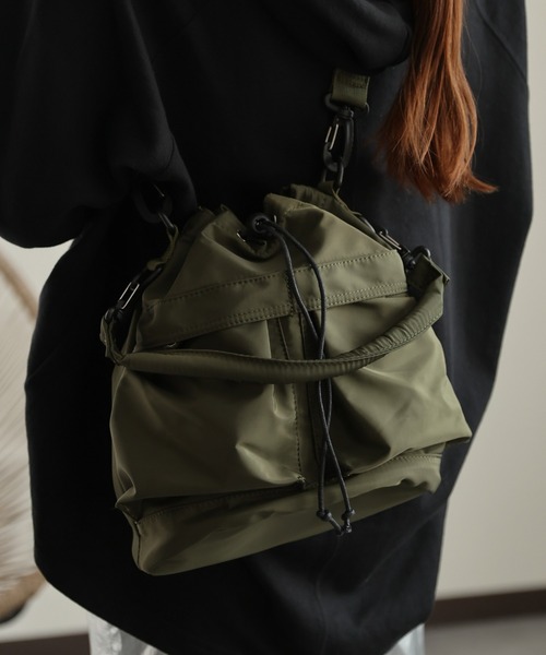 sakishimatokyo(サキシマトーキョー)の「ドローストリング ショルダー 2WAYバッグ(ショルダーバッグ・レディース・ベージュ/ブラック/カーキ・FREE)」の18枚目の写真