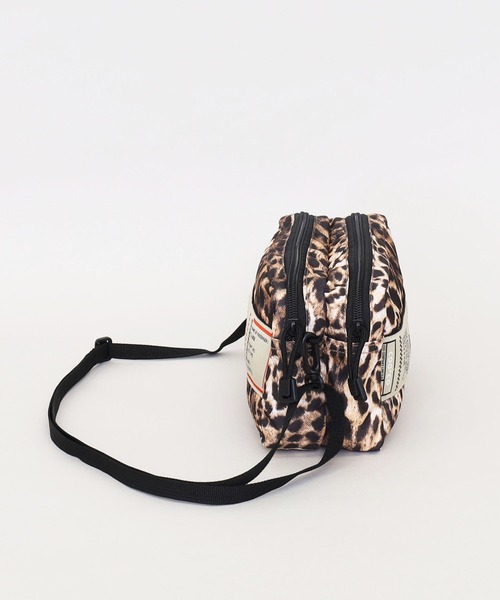 COOCO(クーコ)の「オリジナル柄テープ2層ポーチ2WAYショルダー(ショルダーバッグ・レディース・ブラック/ブルー/ベージュ/カーキ/レオパード・9)」の22枚目の写真