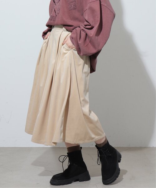 DOUBLE NAME（ダブルネーム）の「ベロア微配色ステッチフレアスカート（スカート・レディース・キナリ/ブラウン/ブラック・FREE）」の2枚目の写真