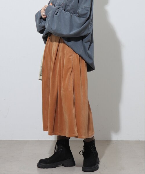 DOUBLE NAME（ダブルネーム）の「ベロア微配色ステッチフレアスカート（スカート・レディース・キナリ/ブラウン/ブラック・FREE）」の19枚目の写真