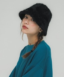 ふわふわファーバケットハット