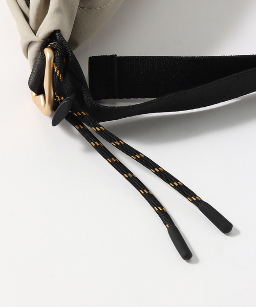 Cote&Ciel（コートエシエル）の「COTE＆CIEL Adda / 29053（ボディバッグ/ウエストポーチ・メンズ・ベージュ・FREE）」の11枚目の写真