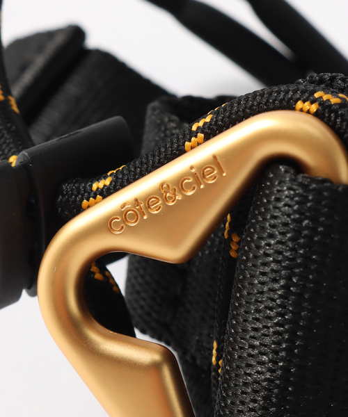 Cote&Ciel（コートエシエル）の「COTE＆CIEL Adda / 29053（ボディバッグ/ウエストポーチ・メンズ・ベージュ・FREE）」の13枚目の写真