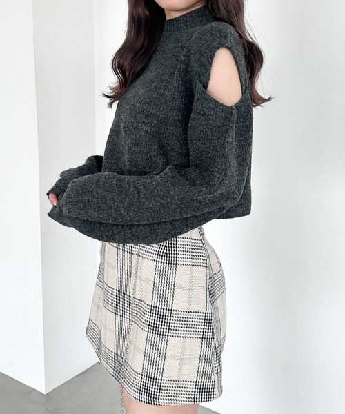 Heather(ヘザー)の「ショルダースリットニット 980672(ニット/セーター・レディース・チャコールグレー/ブラック/アイボリー・FREE)」の14枚目の写真