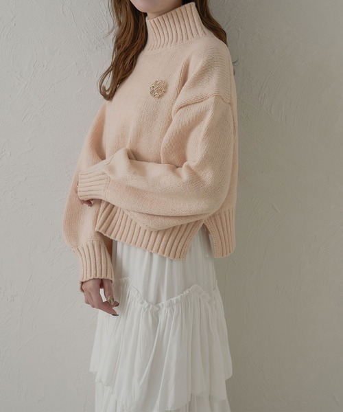 Ambre Neige（アンブルネージュ）の「ラメハイネックニット＆ブローチセット／WEB/EC限定商品（ニット/セーター・レディース・チャコールグレー/ベビーピンク/アイボリー/ブラック・FREE）」の13枚目の写真