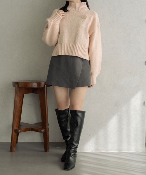 Ambre Neige（アンブルネージュ）の「ラメハイネックニット＆ブローチセット／WEB/EC限定商品（ニット/セーター・レディース・チャコールグレー/ベビーピンク/アイボリー/ブラック・FREE）」の17枚目の写真