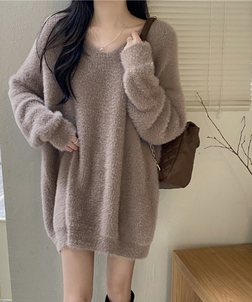 FREE STYLISTS(フリー スタイリスト)の「YUGA_YGMC Vネック シャギーボア ミニワンピース(ワンピース・レディース・ホワイト/レッド/ライトブルー/ブラック/ベージュ・FREE)」の11枚目の写真