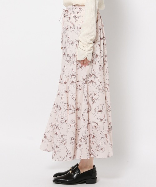 mysty woman（ミスティウーマン）の「フラワープリントフレアスカート 996666（スカート・レディース・アイボリー/ブラック/ピンクベージュ・FREE）」の9枚目の写真
