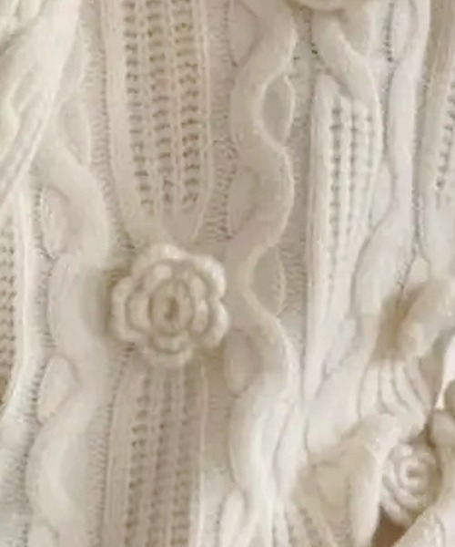 Primazel（プリマゼル）の「フラワーニットコサージュセーター（ニット/セーター・レディース・アイボリー/モカ・M）」の9枚目の写真