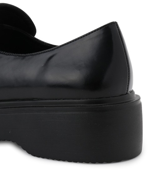 Juze(ジュゼ)の「【HARUTA】厚底コインローファー(ローファー・レディース・ホワイト/ブラック/ブラック系その他・L/S/M)」の9枚目の写真