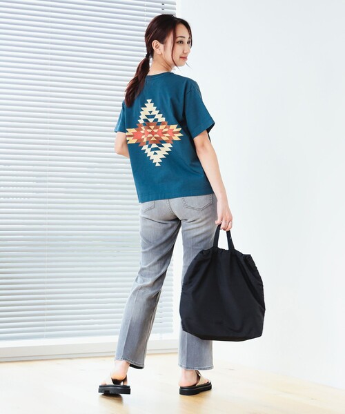 【  Jeans】縦型バックプリントTシャツ ブルー ワンフォークロージング 1111clothing ◇スプレーロゴ Tシャツ