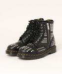Dr. Martens(ドクターマーチン)の「シューズ(ブーツ)」