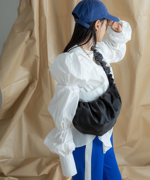 bohmal（ボマール）の「ビスチェセットパフスリーブシャツ（シャツ/ブラウス・レディース・ホワイト/ブラック・FREE）」の15枚目の写真