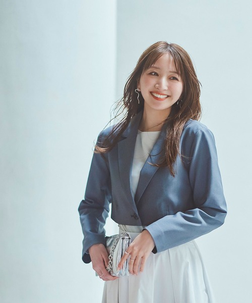 NATURAL BEAUTY BASIC(ナチュラルビューティーベーシック)の「◇シングルテーラーショートジャケット(テーラードジャケット・レディース・グレー/オフホワイト・FREE)」の1枚目の写真