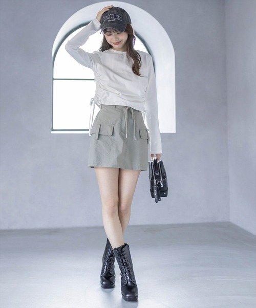 clear（クリア）の「ナイロンカーゴ風ミニスカート（スカート・レディース・ブラック/カーキ・S/M）」の13枚目の写真