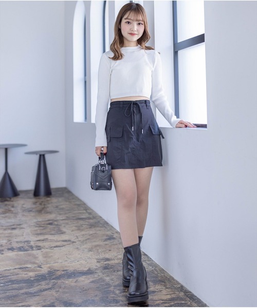 clear（クリア）の「ナイロンカーゴ風ミニスカート（スカート・レディース・ブラック/カーキ・S/M）」の17枚目の写真