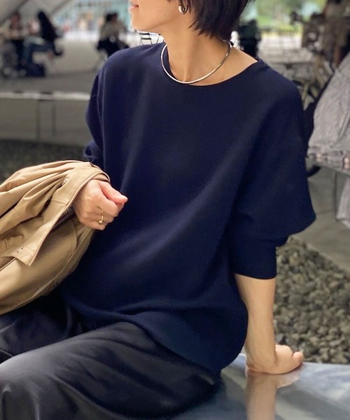 ジャケットやカーデのインナーに！】バックスリットブラウスT（シャツ