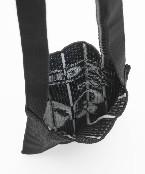 X-girl（エックスガール）の「X-girl x KNT365 BUTTERFLY Me-Knitty（ショルダーバッグ・レディース・ピンク/ブラック・ONE SIZE）」の14枚目の写真