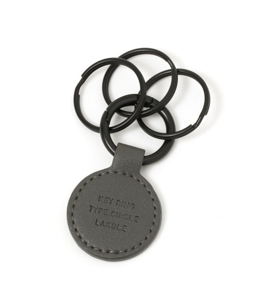 LAKOLE(ラコレ)の「PUマグネットキーホルダー / 110382(キーホルダー・レディース・ベージュ/チャコール/その他1・FREE)」の2枚目の写真