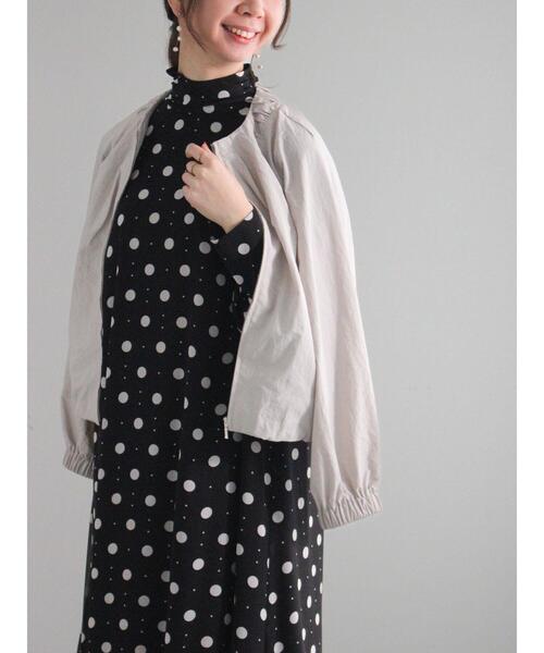 Te chichi（テチチ）の「ノーカラータックギャザーブルゾン（ブルゾン・レディース・グレー/カーキ/ブラック・F）」の9枚目の写真