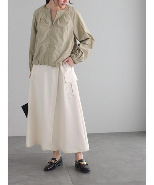 Te chichi（テチチ）の「ノーカラータックギャザーブルゾン（ブルゾン・レディース・グレー/カーキ/ブラック・F）」の8枚目の写真