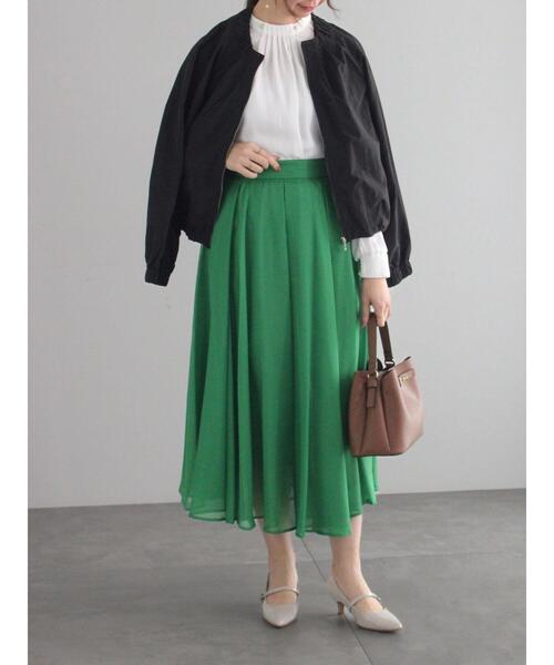 Te chichi（テチチ）の「ノーカラータックギャザーブルゾン（ブルゾン・レディース・グレー/カーキ/ブラック・F）」の11枚目の写真