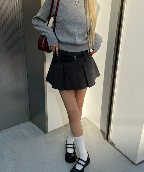 BLACKUP（ブラックアップ）の「[MADE] チャチャプリーツミニスカート（スカート・レディース・ベージュ/チャコールグレー・MEDIUM/SMALL）」の5枚目の写真