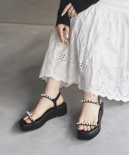 LE TALON（ルタロン）の「《追加》4cmパールプラットサンダル