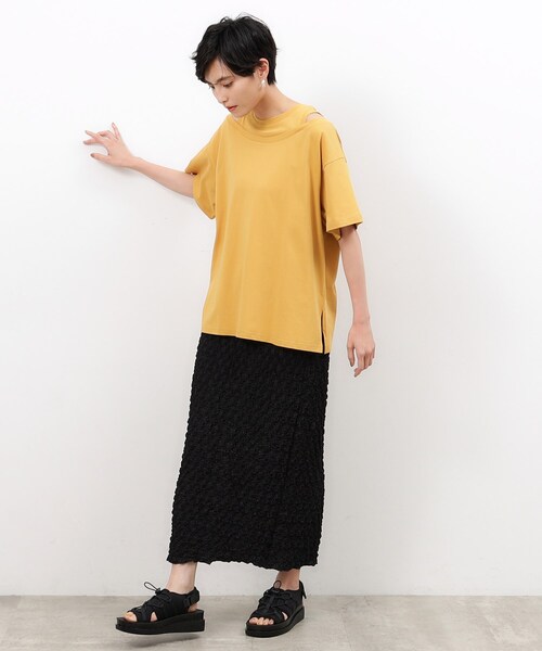OPAQUE.CLIP(オペークドットクリップ)の「◆レイヤード風デザインカットソー【洗濯機洗い可】(Tシャツ/カットソー・レディース・ホワイト/マスタード/チャコールグレー・38/40/42)」の16枚目の写真