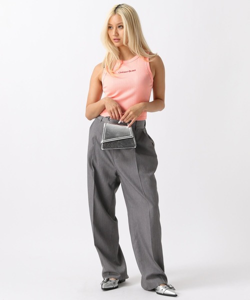 FOREVER 21（フォーエバー トゥエンティーワン）の「【2024SS】CHERRYBOMBロゴタンク（タンクトップ・レディース・ネイビー/ピンク/オフホワイト・SMALL/MEDIUM）」の4枚目の写真