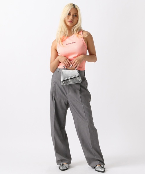 FOREVER 21（フォーエバー トゥエンティーワン）の「【2024SS】CHERRYBOMBロゴタンク（タンクトップ・レディース・ネイビー/ピンク/オフホワイト・SMALL/MEDIUM）」の6枚目の写真