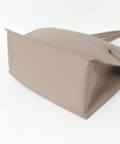 VIOLAd'ORO（ヴィオラドーロ）の「VIOLAd’ORO (ヴィオラドーロ) TRERO/V-1497/イタリアンWフェイスレザートートバッグ/Lサイズ（トートバッグ・レディース・ブラック/ベージュ/ブラウン系その他4・F）」の10枚目の写真