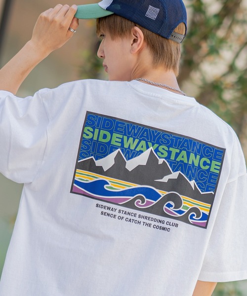 SIDEWAY STANCE(サイドウェイスタンス)の「【SIDEWAY STANCE】オリジナル グラフィック プリント/ワッペン刺しゅう 半袖Tシャツ(Tシャツ/カットソー・メンズ・カーキ系/グレー系2/ホワイト/ホワイト系/グレー/ブラック/ブラック系2/ブラック系1/ブラック系/ホワイト系2/ホワイト系1/ブルー系1/ホワイト系3/ブラック系4/カーキ系4/パープル系3/グレー系3/グレー系4/ブラック系3/ホワイト系4・SMALL/X-LARGE/LARGE/MEDIUM)」の6枚目の写真