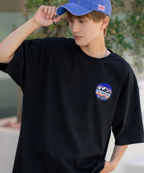 SIDEWAY STANCE(サイドウェイスタンス)の「【SIDEWAY STANCE】オリジナル グラフィック プリント/ワッペン刺しゅう 半袖Tシャツ(Tシャツ/カットソー・メンズ・カーキ系/グレー系2/ホワイト/ホワイト系/グレー/ブラック/ブラック系2/ブラック系1/ブラック系/ホワイト系2/ホワイト系1/ブルー系1/ホワイト系3/ブラック系4/カーキ系4/パープル系3/グレー系3/グレー系4/ブラック系3/ホワイト系4・SMALL/X-LARGE/LARGE/MEDIUM)」の12枚目の写真
