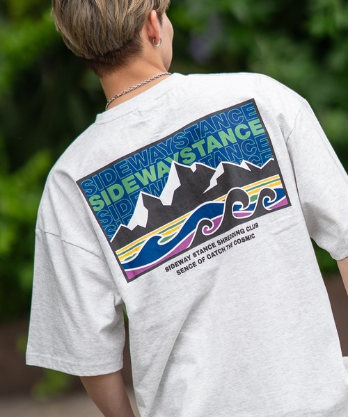 SIDEWAY STANCE(サイドウェイスタンス)の「【SIDEWAY STANCE】オリジナル グラフィック プリント/ワッペン刺しゅう 半袖Tシャツ(Tシャツ/カットソー・メンズ・カーキ系/グレー系2/ホワイト/ホワイト系/グレー/ブラック/ブラック系2/ブラック系1/ブラック系/ホワイト系2/ホワイト系1/ブルー系1/ホワイト系3/ブラック系4/カーキ系4/パープル系3/グレー系3/グレー系4/ブラック系3/ホワイト系4・SMALL/X-LARGE/LARGE/MEDIUM)」の15枚目の写真
