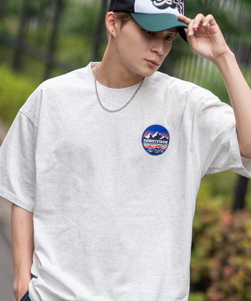 SIDEWAY STANCE(サイドウェイスタンス)の「【SIDEWAY STANCE】オリジナル グラフィック プリント/ワッペン刺しゅう 半袖Tシャツ(Tシャツ/カットソー・メンズ・カーキ系/グレー系2/ホワイト/ホワイト系/グレー/ブラック/ブラック系2/ブラック系1/ブラック系/ホワイト系2/ホワイト系1/ブルー系1/ホワイト系3/ブラック系4/カーキ系4/パープル系3/グレー系3/グレー系4/ブラック系3/ホワイト系4・SMALL/X-LARGE/LARGE/MEDIUM)」の16枚目の写真