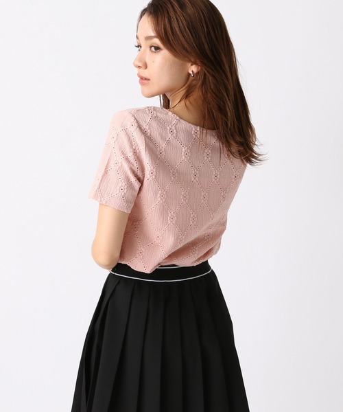 FOREVER 21(フォーエバー トゥエンティーワン)の「【2024SS】フラワーレースTシャツ(Tシャツ/カットソー・レディース・オフホワイト/ピンク/ブラック・SMALL/MEDIUM)」の15枚目の写真