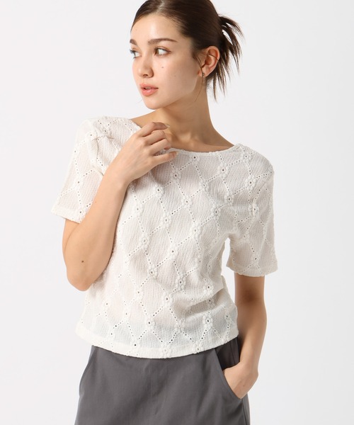 FOREVER 21(フォーエバー トゥエンティーワン)の「【2024SS】フラワーレースTシャツ(Tシャツ/カットソー・レディース・オフホワイト/ピンク/ブラック・SMALL/MEDIUM)」の7枚目の写真