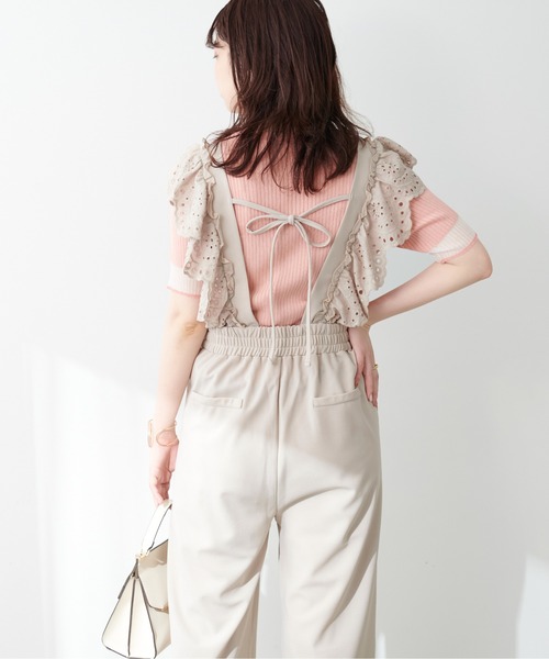 natural couture（ナチュラルクチュール）の「【WEB限定】スカラップ刺繍使いサロペット（サロペット/オーバーオール・レディース・グレイッシュベージュ/ブラック/サックスブルー・LARGE/MEDIUM）」の20枚目の写真